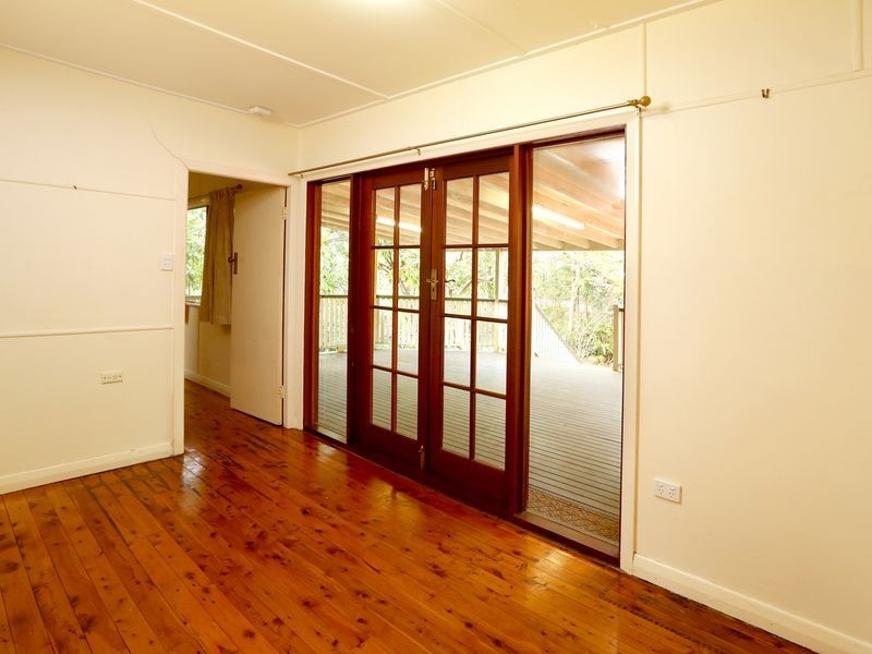 19 Goolara Street, Cannon Hill QLD 4170
