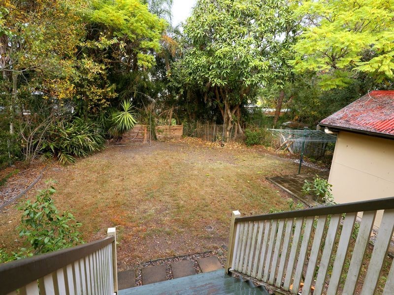 19 Goolara Street, Cannon Hill QLD 4170