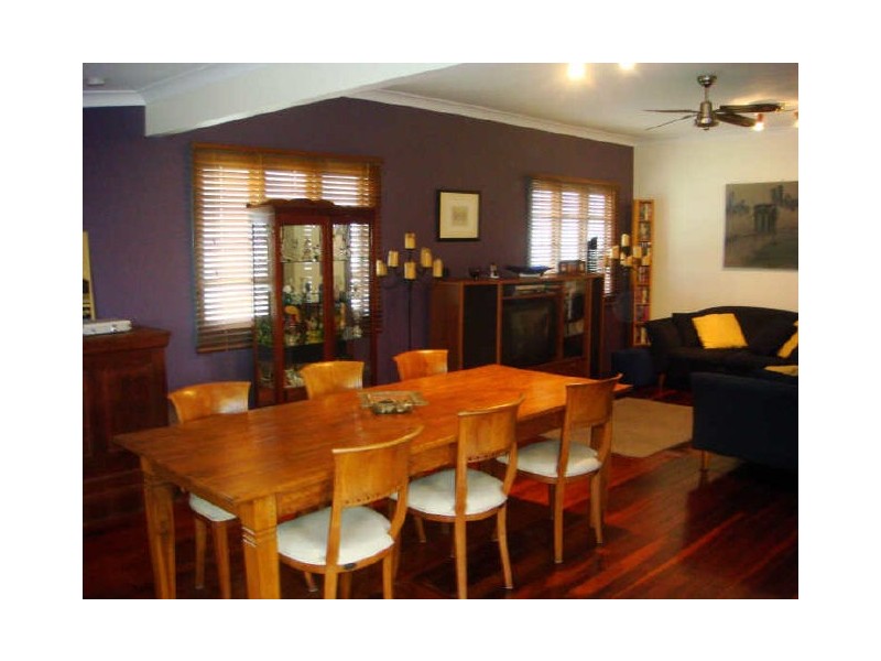 52 Junction Road, Morningside QLD 4170