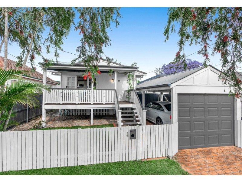 99 Shrapnel Road, Cannon Hill QLD 4170