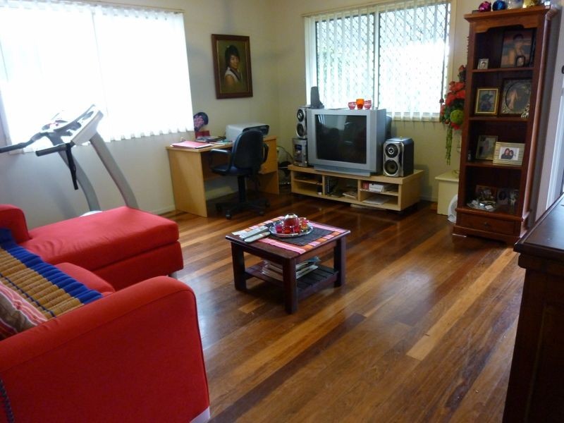 18 Railway Tce, Murarrie QLD 4172