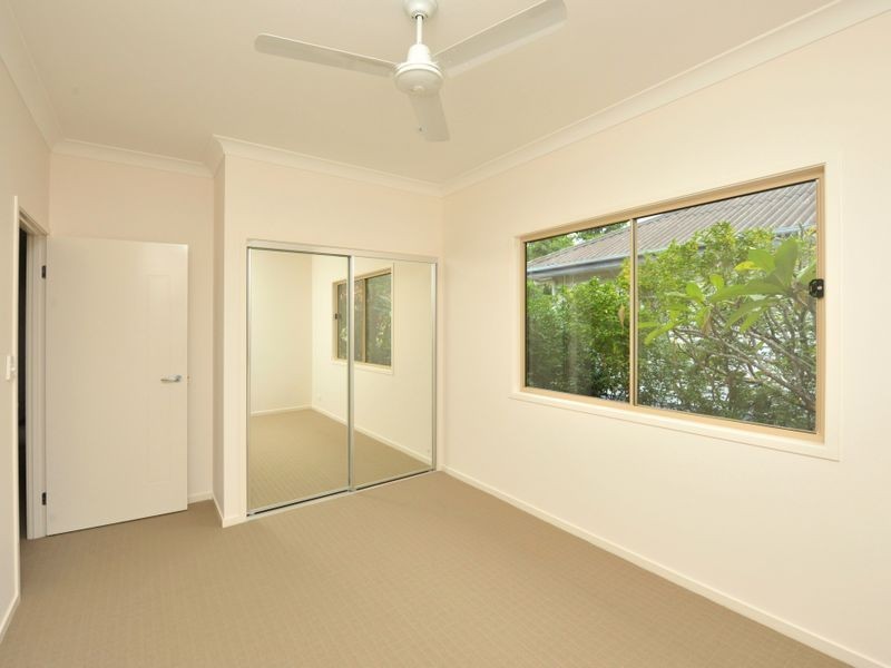 12 Delsie Street, Cannon Hill QLD 4170