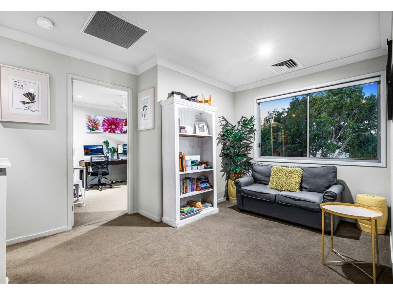 48 Village Circuit, Murarrie QLD 4172