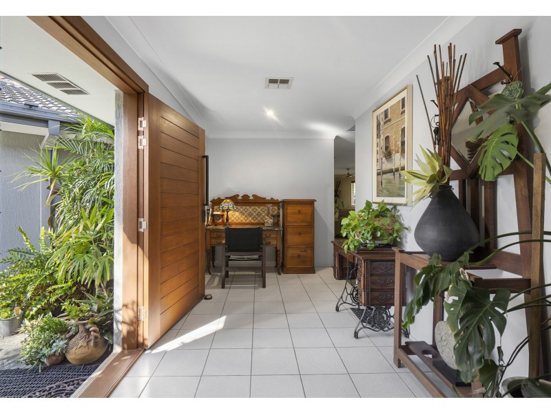 15 Thurston Street, Tingalpa QLD 4173
