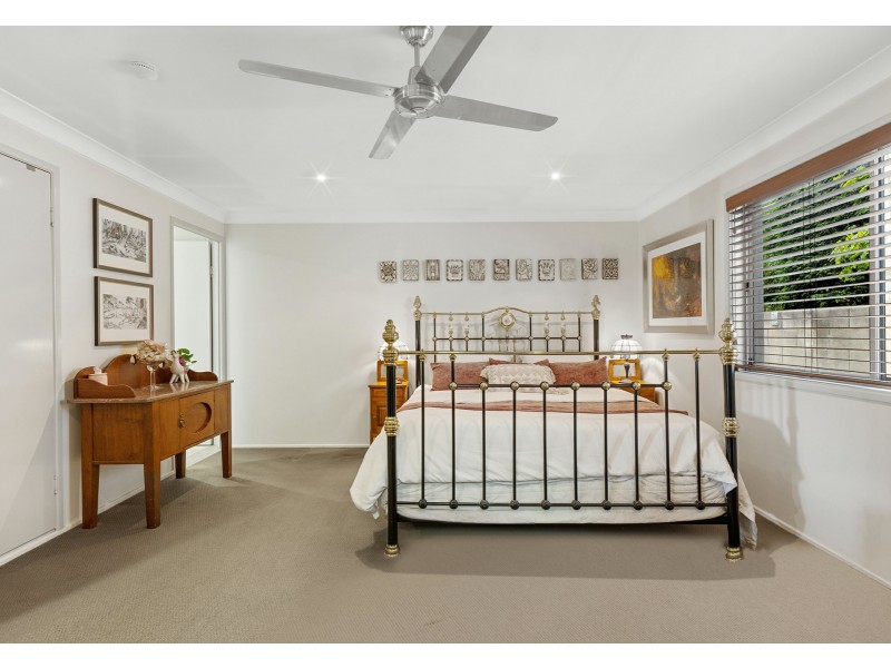15 Thurston Street, Tingalpa QLD 4173