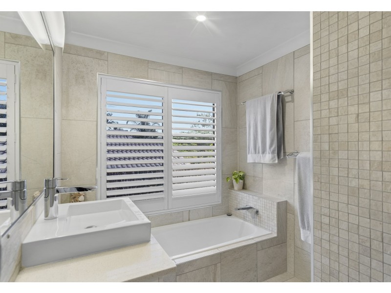 15 Thurston Street, Tingalpa QLD 4173
