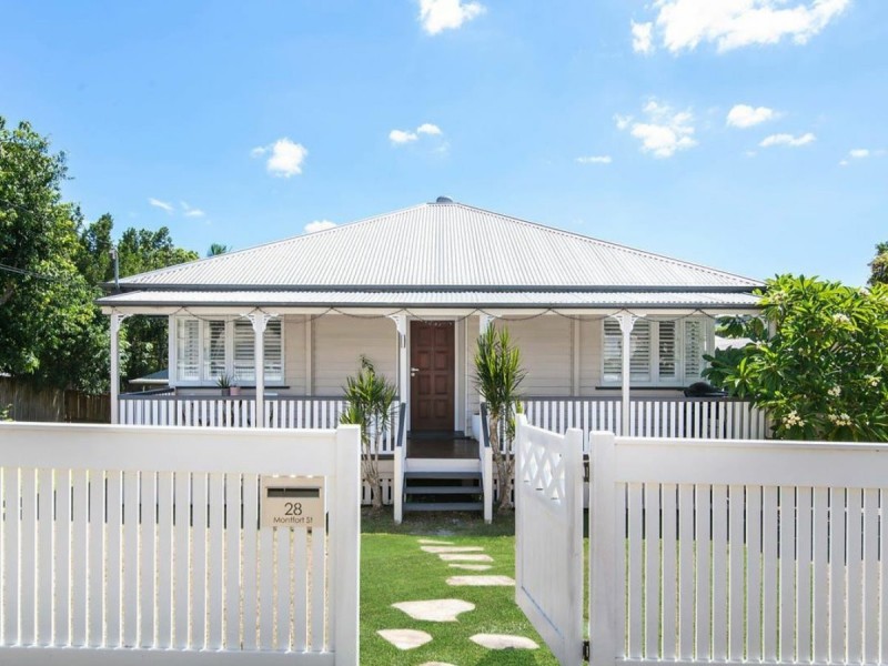 28 Montfort Street, Cannon Hill QLD 4170