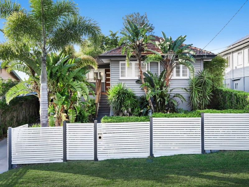 18 Goolara Street, Cannon Hill QLD 4170