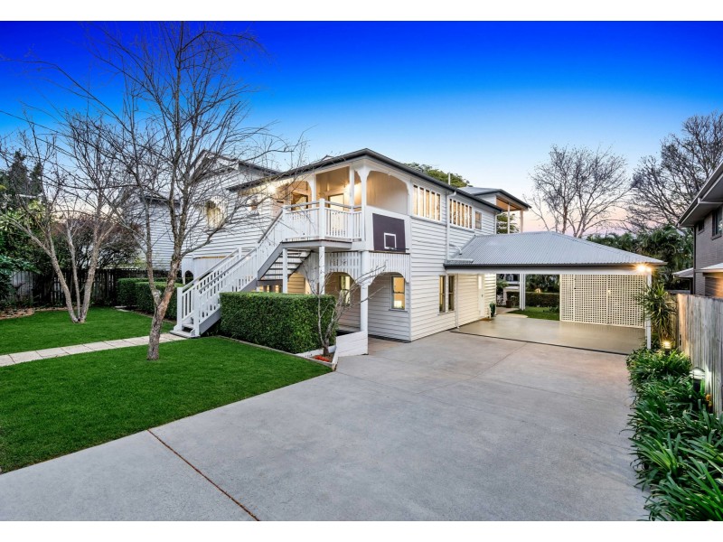 64 Shrapnel Road, Cannon Hill QLD 4170