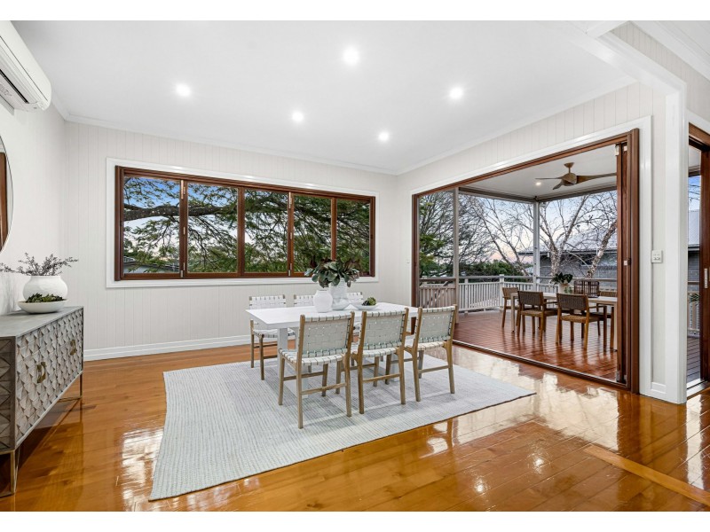 64 Shrapnel Road, Cannon Hill QLD 4170
