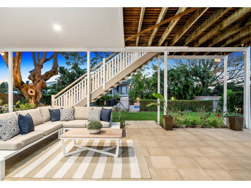 64 Shrapnel Road, Cannon Hill QLD 4170