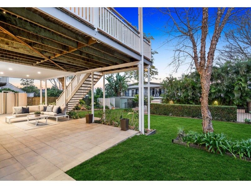 64 Shrapnel Road, Cannon Hill QLD 4170