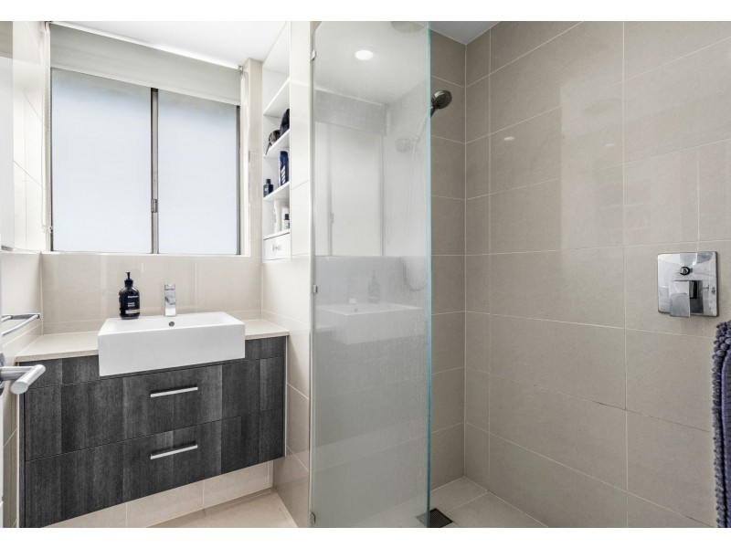 Unit 1/32 Agnes Street, Morningside QLD 4170