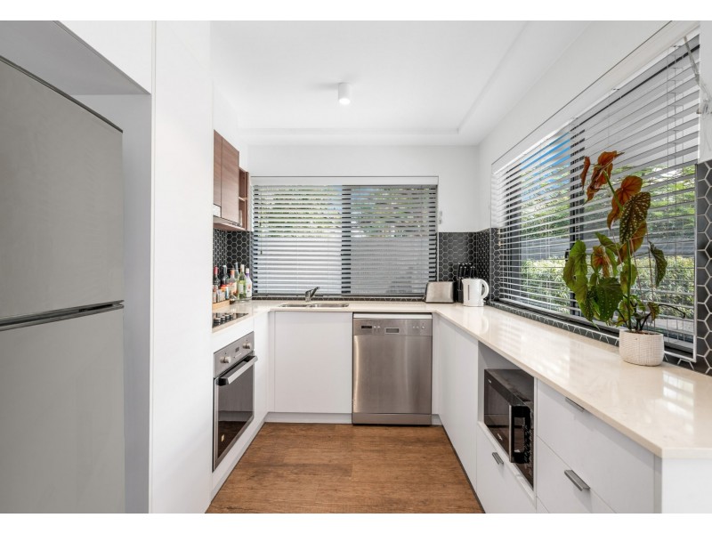 Unit 4/54 Ludwick Street, Cannon Hill QLD 4170