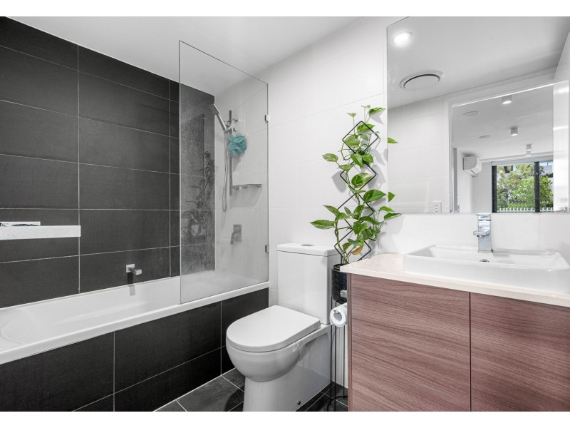 Unit 4/54 Ludwick Street, Cannon Hill QLD 4170