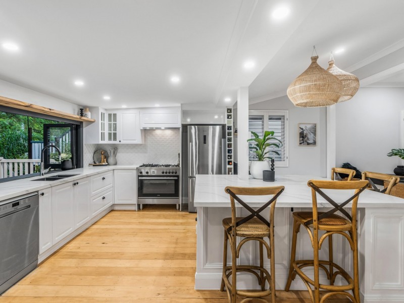 18 Pashen Street, Morningside QLD 4170