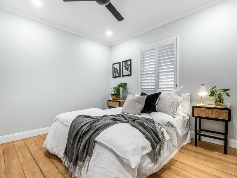 18 Pashen Street, Morningside QLD 4170