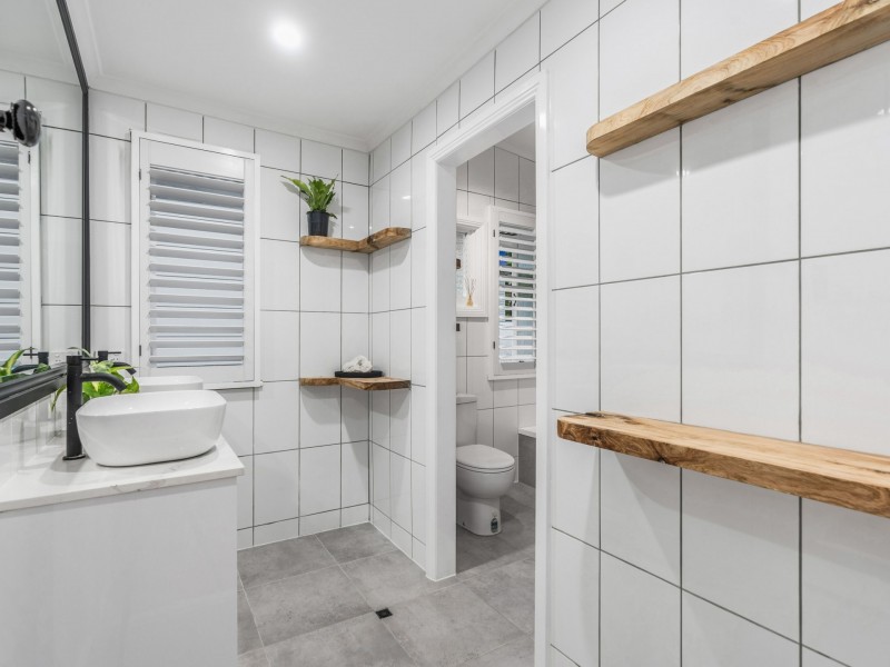 18 Pashen Street, Morningside QLD 4170