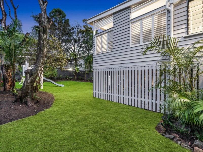 18 Pashen Street, Morningside QLD 4170
