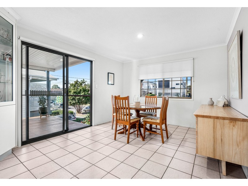 82 Shrapnel Road, Cannon Hill QLD 4170