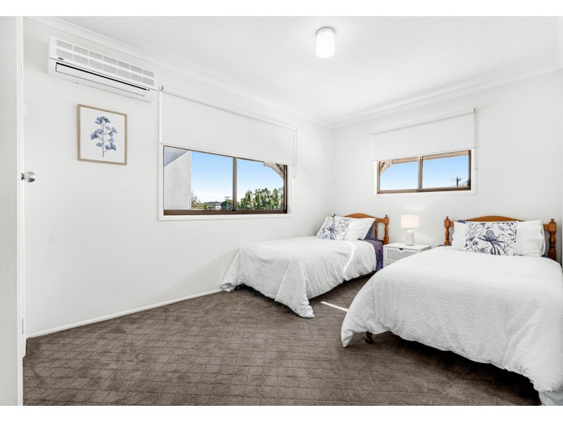 82 Shrapnel Road, Cannon Hill QLD 4170