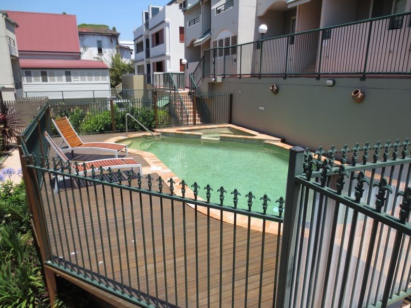 15/23 Edmondstone St, South Brisbane QLD 4101