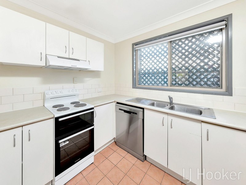 64 Gatling Road, Cannon Hill QLD 4170
