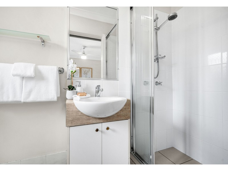 Unit 4/77 Belgrave Street, Morningside QLD 4170
