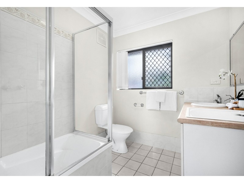 Unit 4/77 Belgrave Street, Morningside QLD 4170