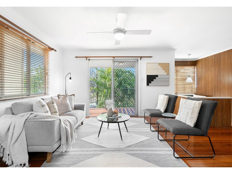 16 Chaplin Street, Stafford Heights QLD 4053