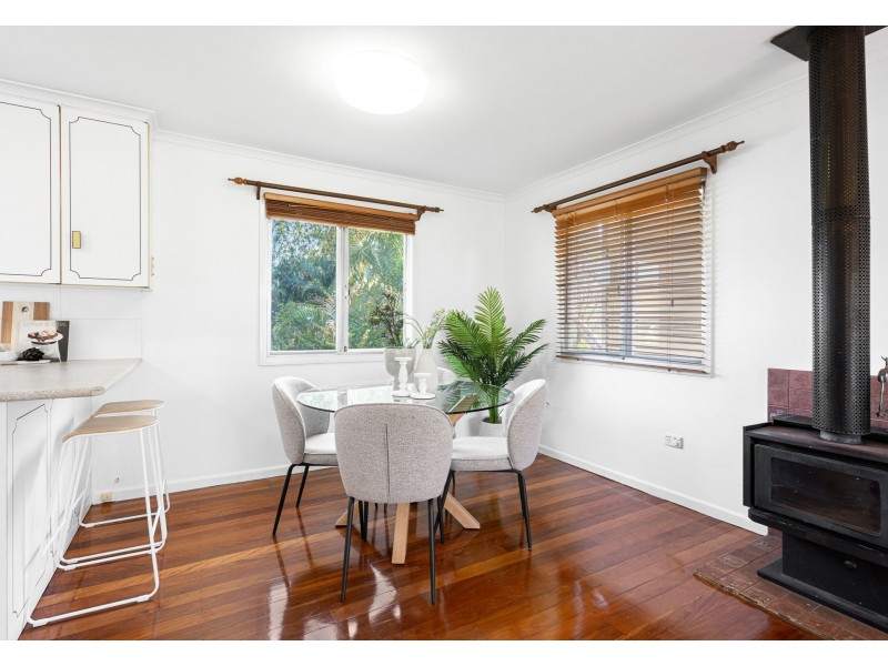 16 Chaplin Street, Stafford Heights QLD 4053