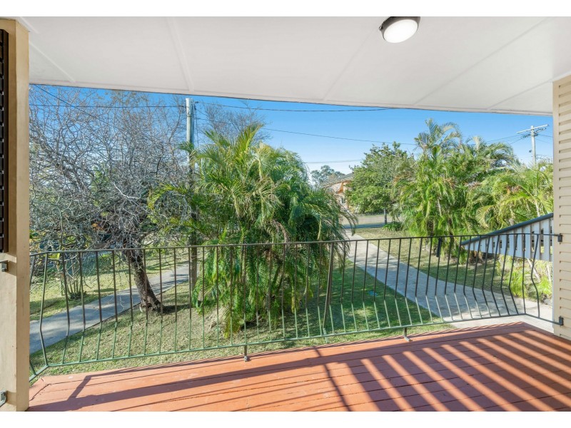 16 Chaplin Street, Stafford Heights QLD 4053