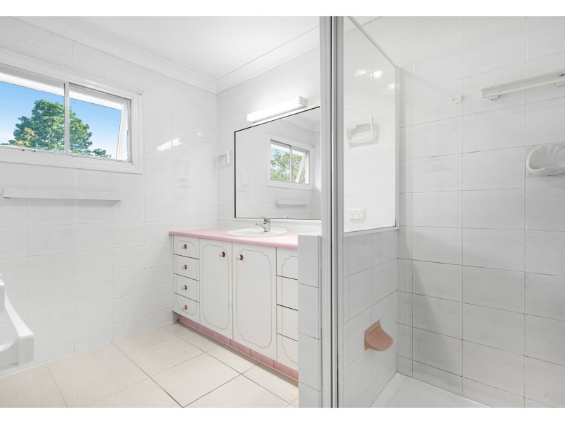 16 Chaplin Street, Stafford Heights QLD 4053