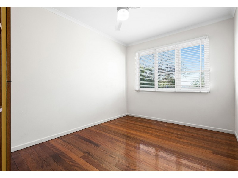 16 Chaplin Street, Stafford Heights QLD 4053