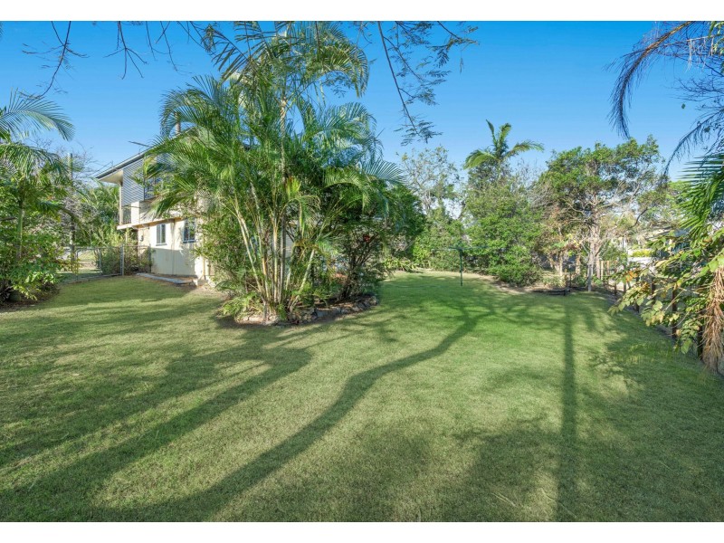 16 Chaplin Street, Stafford Heights QLD 4053