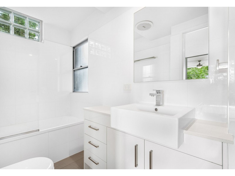 1/151 Baringa Street, Morningside QLD 4170