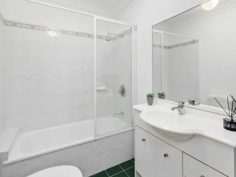 26/10 Stanton Road, Tingalpa QLD 4173