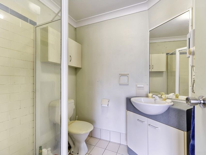 15/23 Edmondstone St, South Brisbane QLD 4101