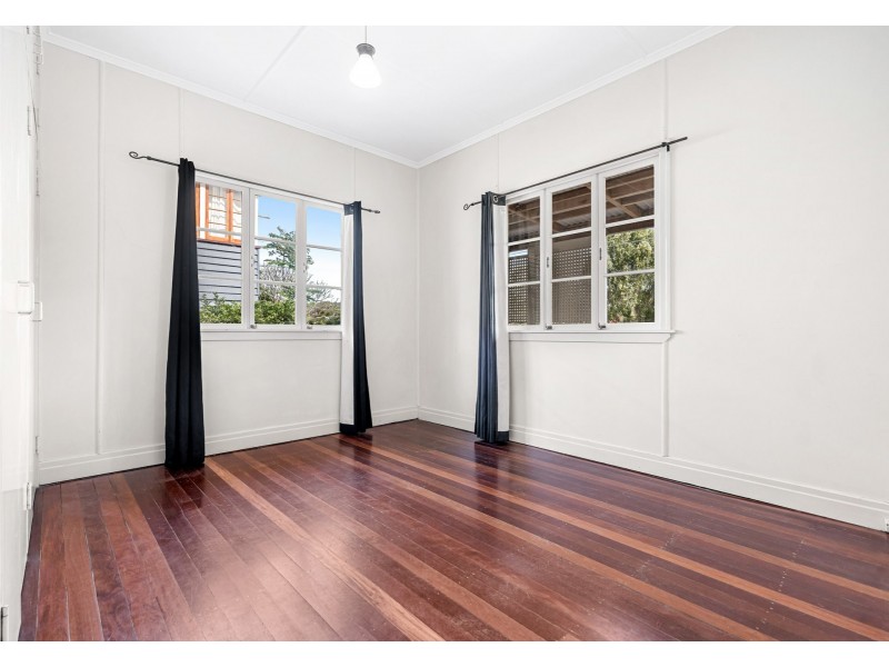 196 Richmond Road, Morningside QLD 4170