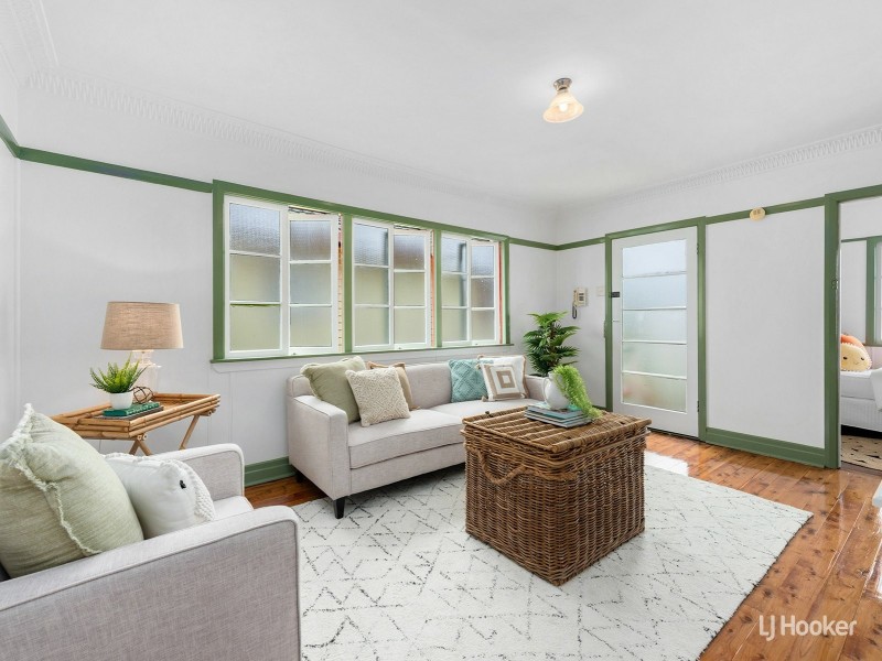 61 Aster Street, Cannon Hill QLD 4170