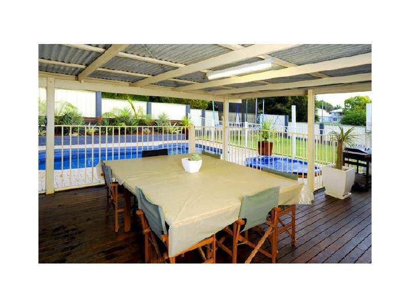 18 Narela Street, Cannon Hill QLD 4170