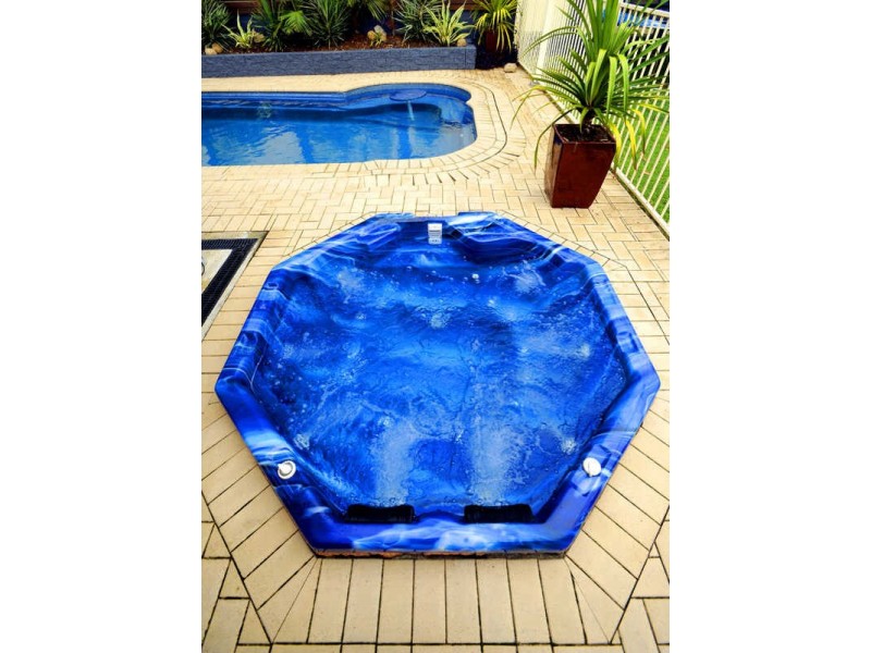 18 Narela Street, Cannon Hill QLD 4170