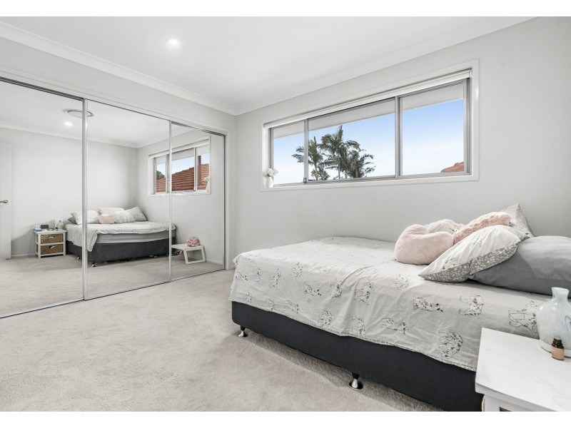 36 Shrapnel Road, Cannon Hill QLD 4170