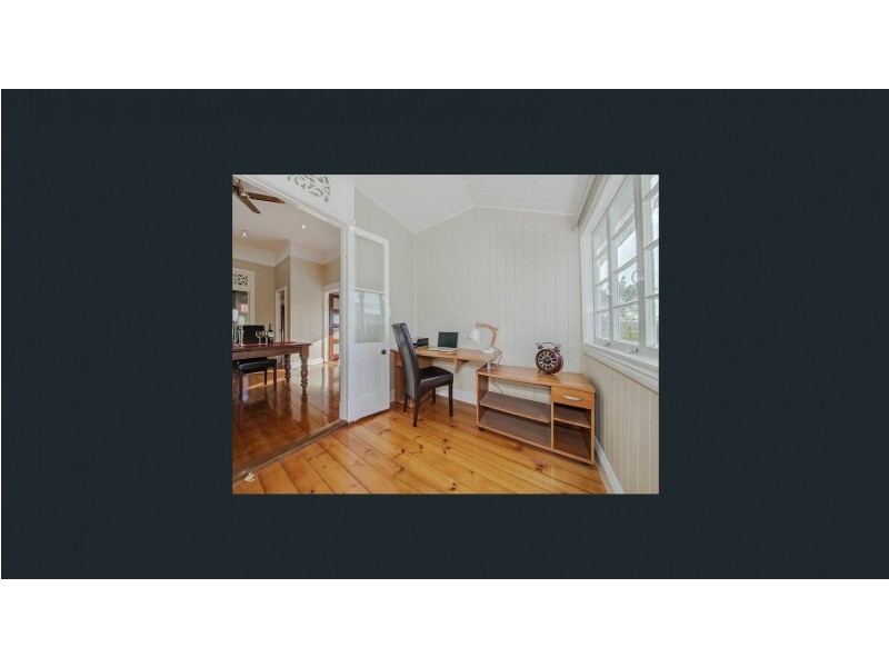 2/55 Raby Road, Coorparoo QLD 4151