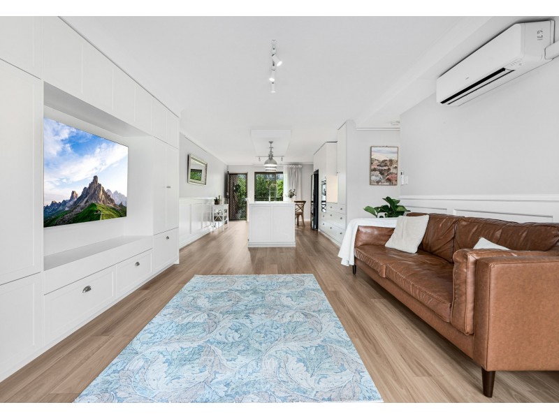 2/37 Buxton Street, Ascot QLD 4007