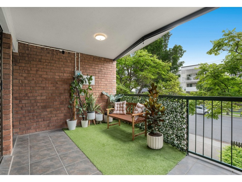 2/37 Buxton Street, Ascot QLD 4007