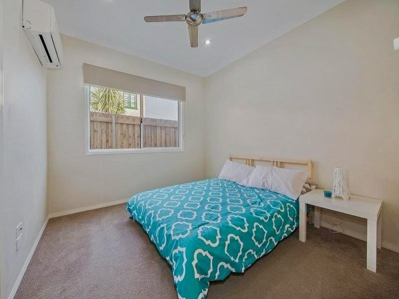 1/55 Raby Road, Coorparoo QLD 4151