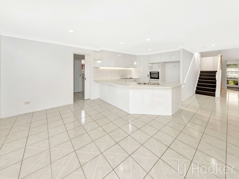 46 Casuarina Crescent, Calamvale QLD 4116