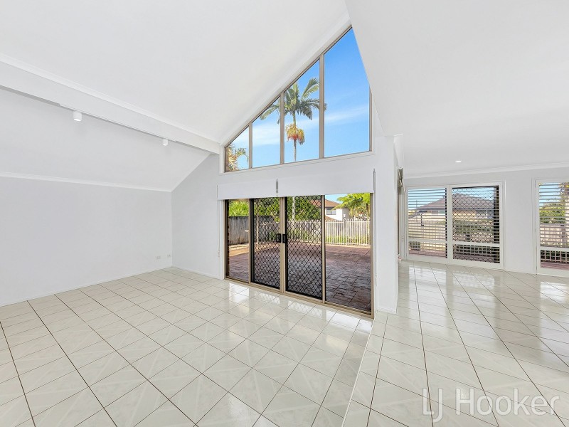 46 Casuarina Crescent, Calamvale QLD 4116