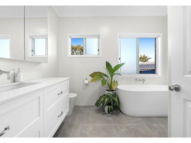 11 Leilani Court, Carina QLD 4152